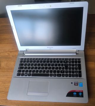 Portátil Lenovo Z51-70 i7 16GB FHD- Para Piezas