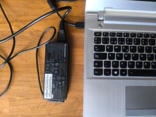 Portátil Lenovo Z51-70 i7 16GB FHD- Para Piezas