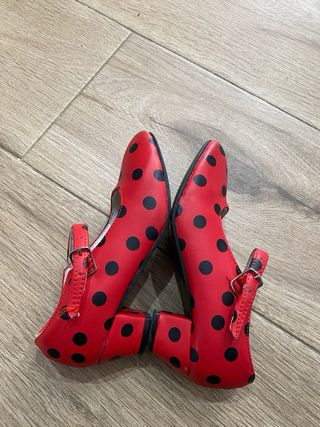Zapatos niña rojos lunares negros talla 31