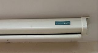 Pantalla Proyección Enrollable 200x150