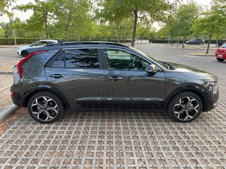 KIA Niro 2024 Emotion 141cv - 14.000km