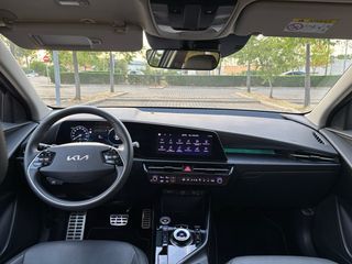 KIA Niro 2024 Emotion 141cv - 14.000km