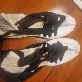 Zapatillas Saraguell  blanca