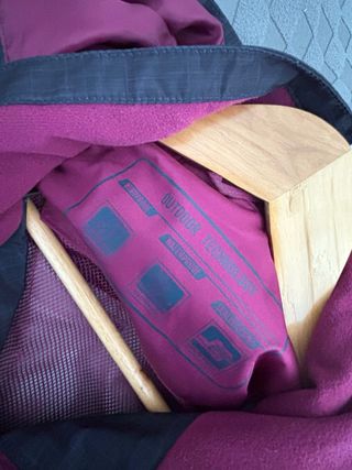 Cortavientos Crivit Negro y Morado