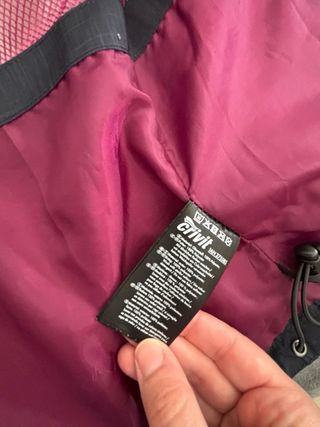 Cortavientos Crivit Negro y Morado