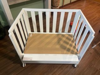 Minicuna madera blanca con ruedas