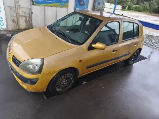 Renault Clio 2002