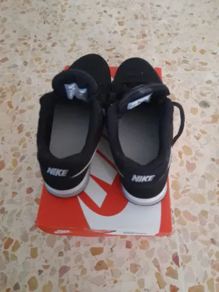 Zapatillas Nike MD Runner 2 Negro/Blanco