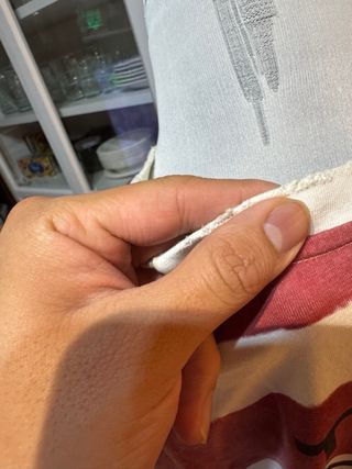 Camiseta Rayas Rojas y Blancas