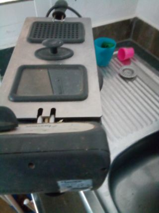 Freidora Eléctrica Bestron