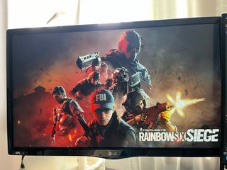 Ps4 Slim + 2 Mandos + Juego