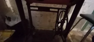 Máquina de coser Singer antigua 1962