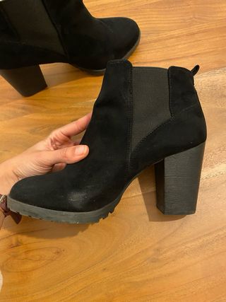 Botines negros nobuk talla 40