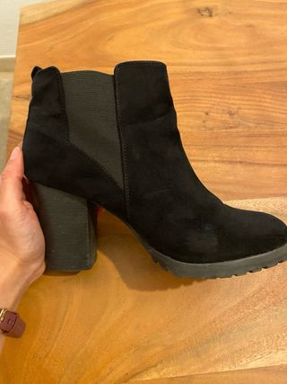 Botines negros nobuk talla 40