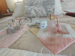 3 Antichi Toelettatori in Cristallo e Porcellana