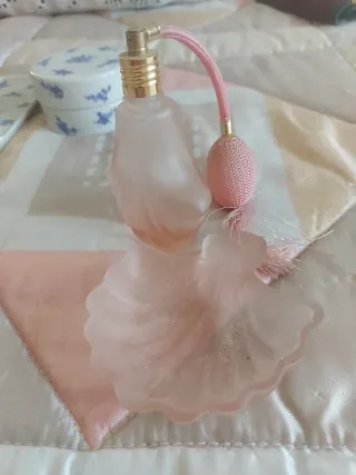 3 Antichi Toelettatori in Cristallo e Porcellana