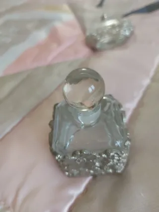 3 Antichi Toelettatori in Cristallo e Porcellana