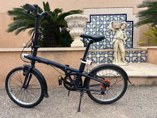 Bici pieghevole Oxylane blu compatta