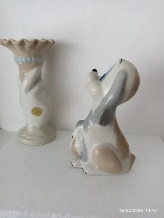 Figura de porcelana perro