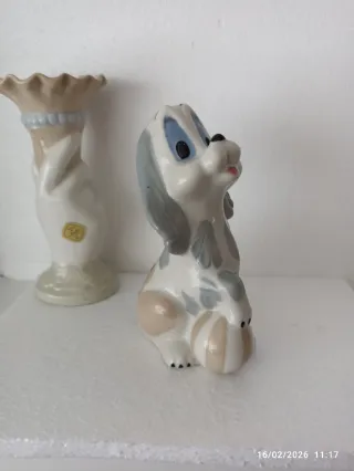 Figura de porcelana perro