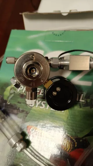 Regulador CO2 Acuario con Manómetro AQUILI