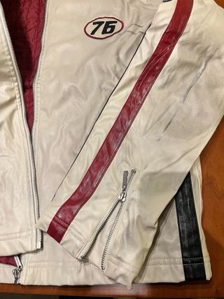 Chaqueta de Piel Negra y Blanca