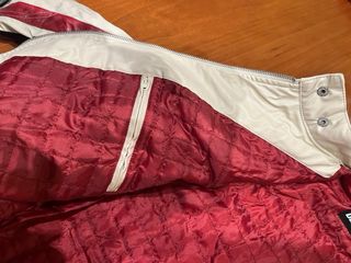 Chaqueta de Piel Negra y Blanca