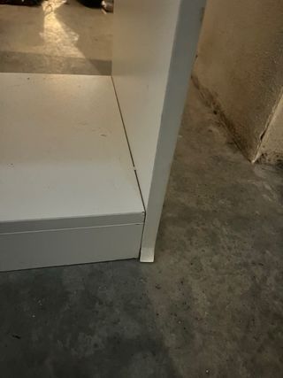 Librería infantil blanca