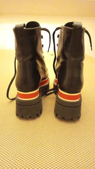 Botines Paloma Barceló plataforma