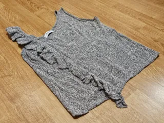 Top gris con volante Esteve sitamurt -48 (XL/XXL)