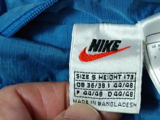 Chaqueta Nike Plumas Talla S