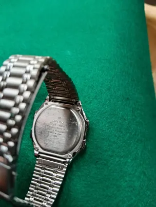 2 Relojes Casio Digitales Plata venta en persona