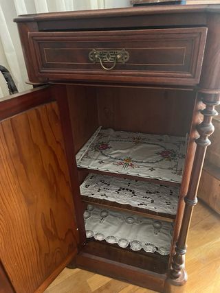 Mueble auxiliar Viedermier caoba