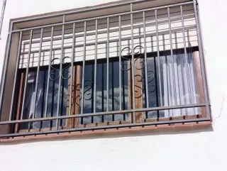 Reja de seguridad para ventana 190*130