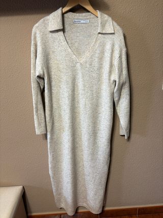 Vestido punto Bershka beige