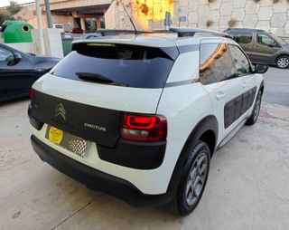 Citroën C4 Cactus BlueHDi 100 Shine