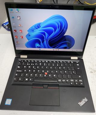 Portátil Lenovo X390 Yoga Negro