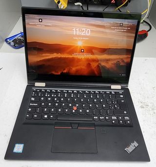 Portátil Lenovo X390 Yoga Negro