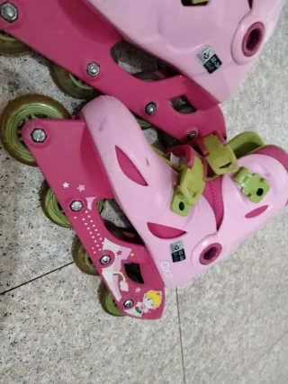 Patines en línea rosas para niña