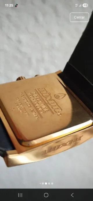 Reloj Nixon Negro y Dorado