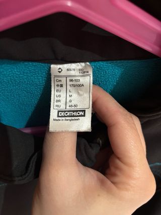 Chaqueta Quechua Softshell Negra y Azul