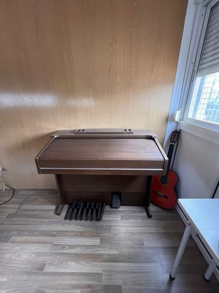 Órgano Yamaha Electone 55N