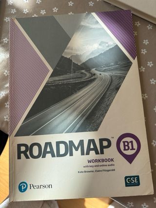 ROADMAP B1 STUDENTS BOOK WITH DIGITAL RESOURCES...