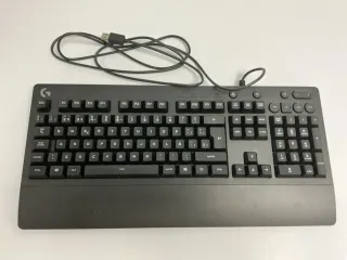 Logitech G213 Teclado mecánico Gaming RGB