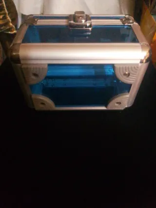 Maletín joyero azul y plateado