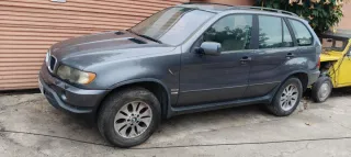 BMW X5 2003 AVERIADO