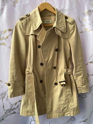Gabardina Beige Talla S/M Doble Botonadura