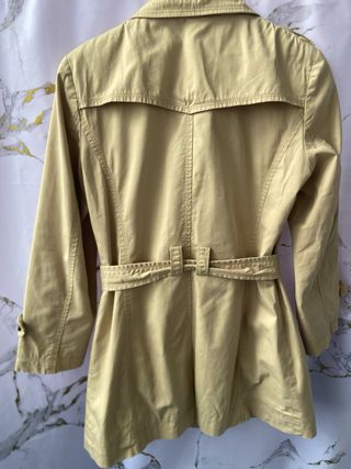 Gabardina Beige Talla S/M Doble Botonadura