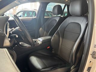 Mercedes Clase GLC 220D 4MATIC 170CV.- " NACIONAL ".- " IMPECABLE ".- " BAJO CONSUMO ".- " GARANTIA CON COBERTURA EUROPEA".-