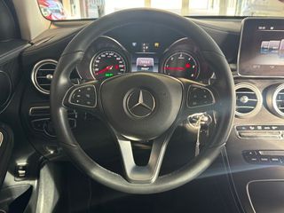 Mercedes Clase GLC 220D 4MATIC 170CV.- " NACIONAL ".- " IMPECABLE ".- " BAJO CONSUMO ".- " GARANTIA CON COBERTURA EUROPEA".-